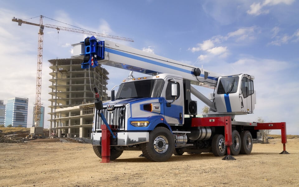 Western Star 47X SB Crane Truck