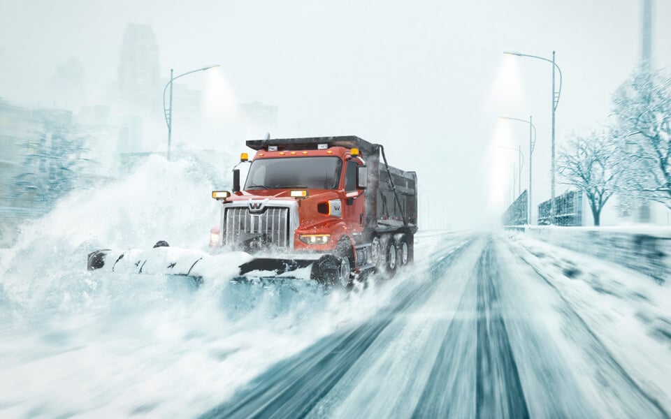 Western Star Truck 47X SB with Snowplow